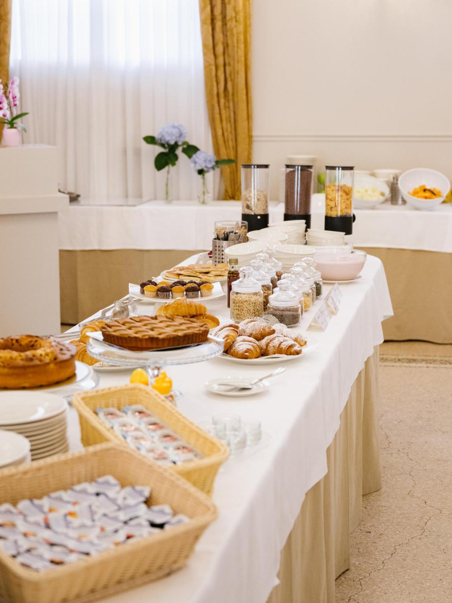 Hotel Centro Paolo VI Brescia Zewnętrze zdjęcie